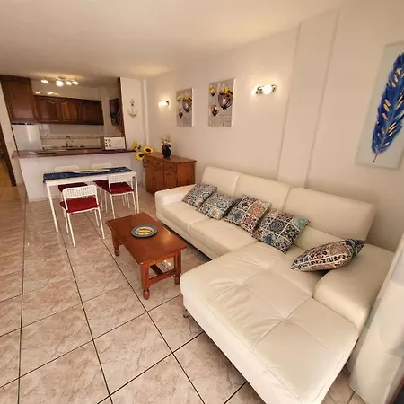 Apartment San Marino 38 - One Bed *